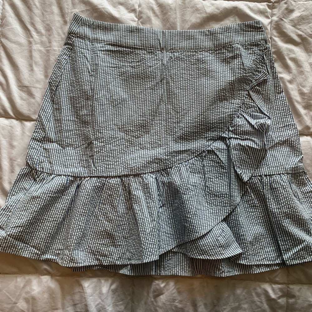MNG casual blue and white seersucker wrap skirt